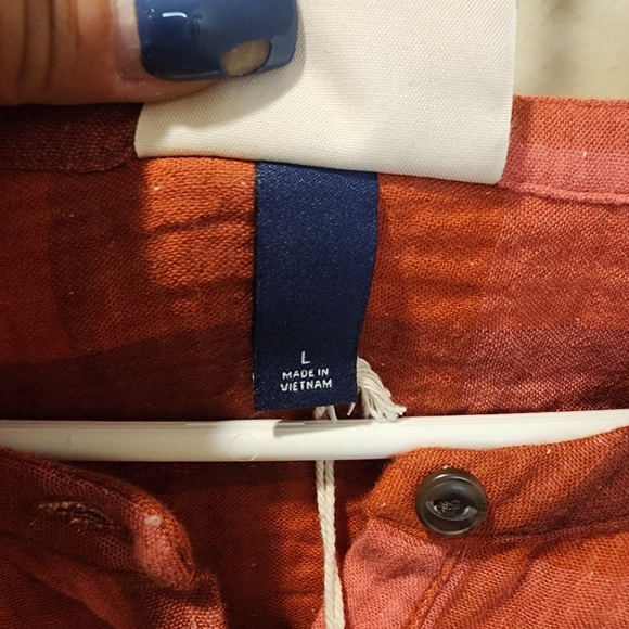 Universal Threads long Sleeves Plaid Crew Neck Casual Blouse size L NWT - Picture 4 of 12